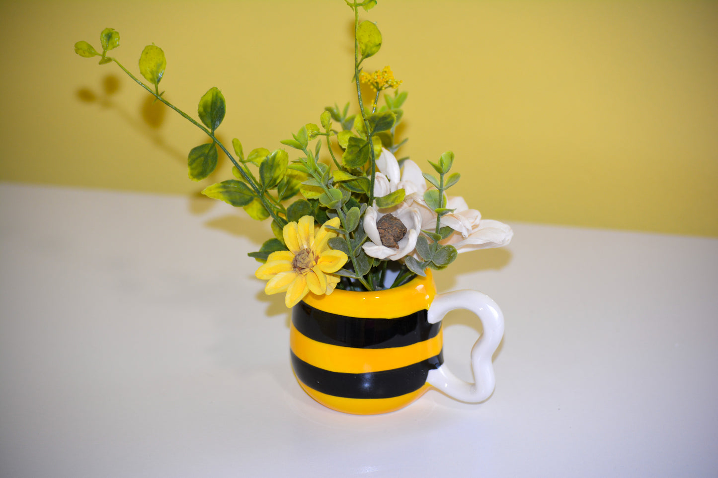 Mini Bee Mug 3