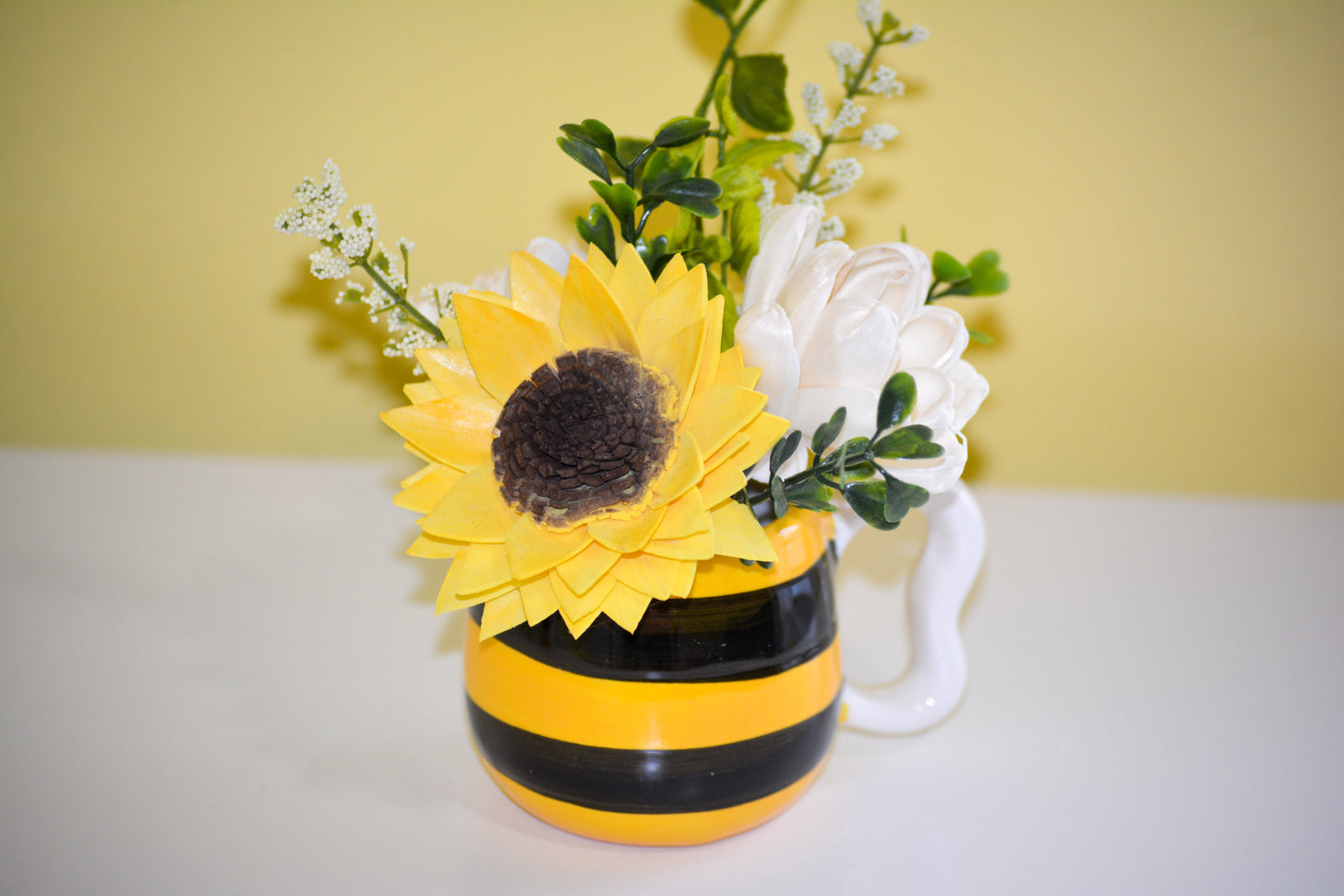Mini Bee Mug 1