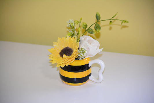Mini Bee Mug 2