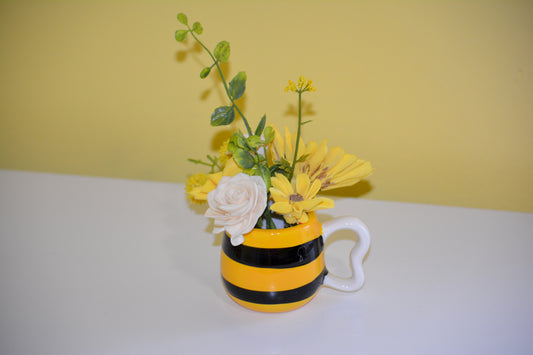 Mini Bee Mug 5