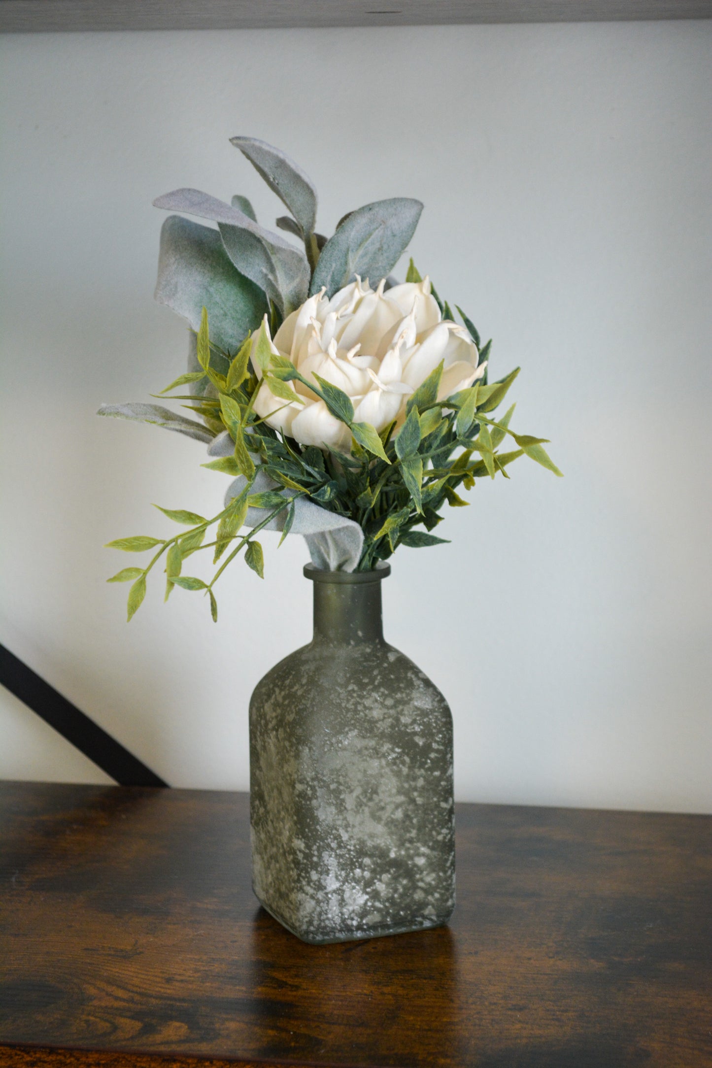 Frosty Vase Floral